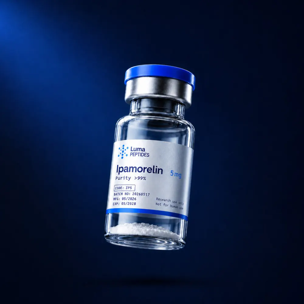 Vial de Ipamorelin 5 mg de Luma Peptides — péptido de investigación liofilizado, pureza superior al 99% HPLC, Colombia