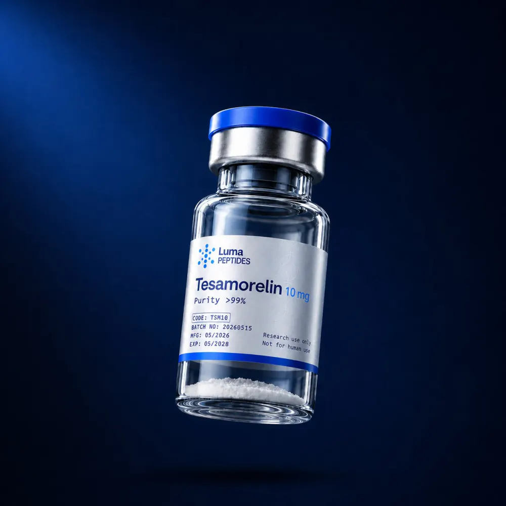 Vial de Tesamorelina 10 mg de Luma Peptides — péptido de investigación liofilizado, pureza superior al 99% HPLC, Colombia